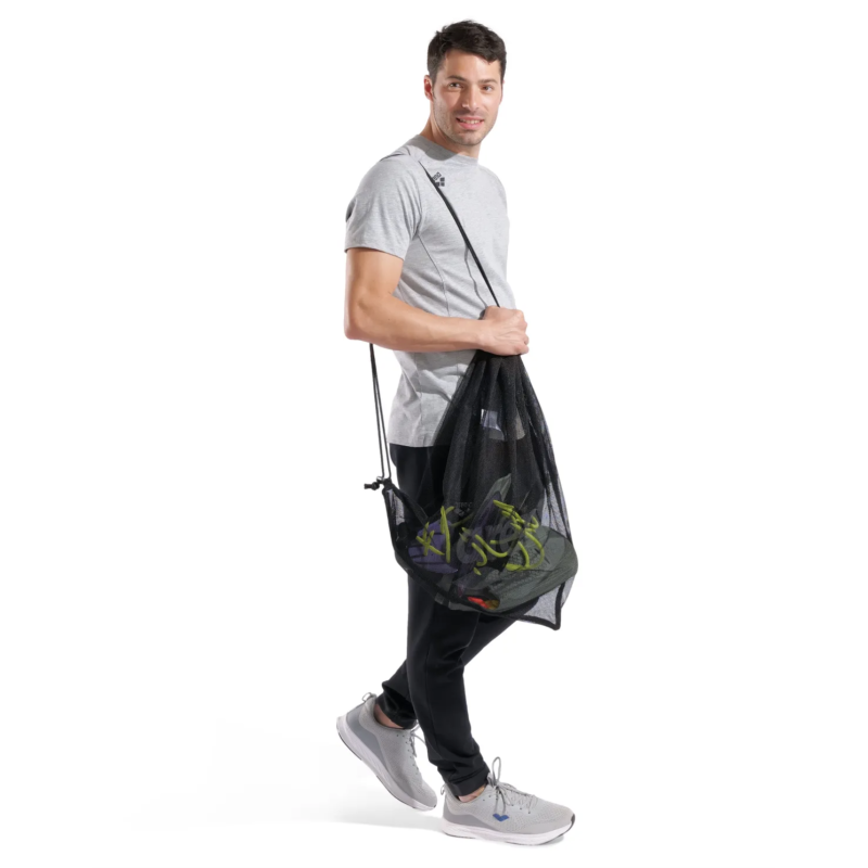 Сумка сітка для плавального інвентарю Arena ONE GO Mesh BAG (010240-100) чорна 40 літрів