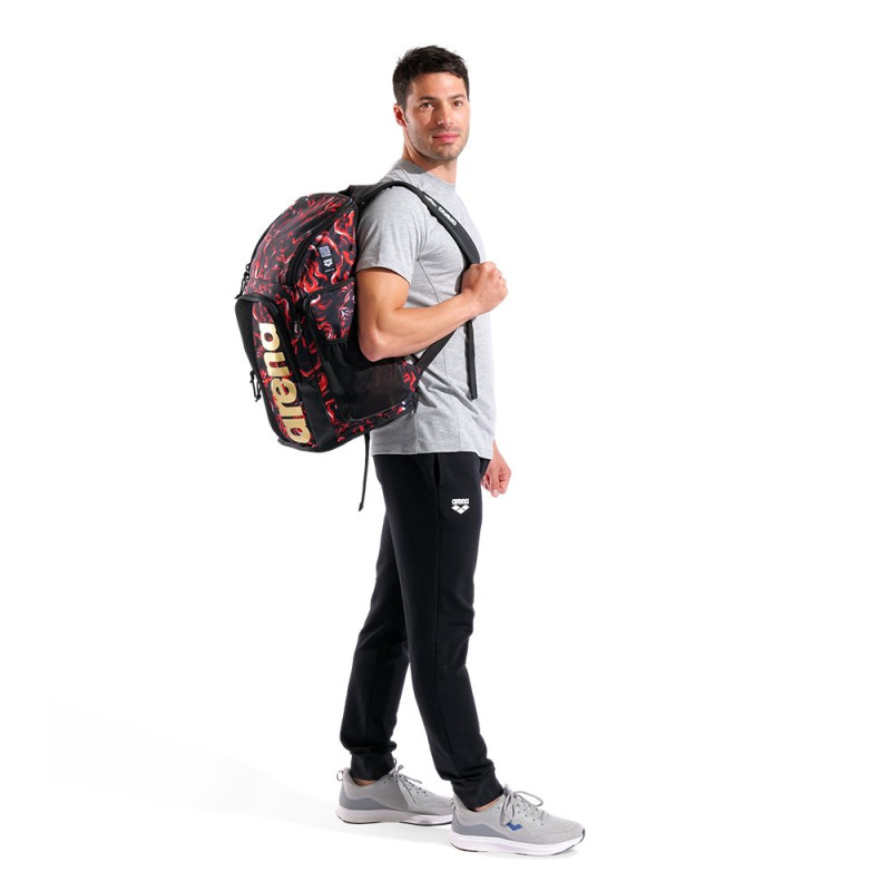 Рюкзак Arena SPIKY III BACKPACK 45 ALLOVER (006272-550) 45L чорний з вогнем