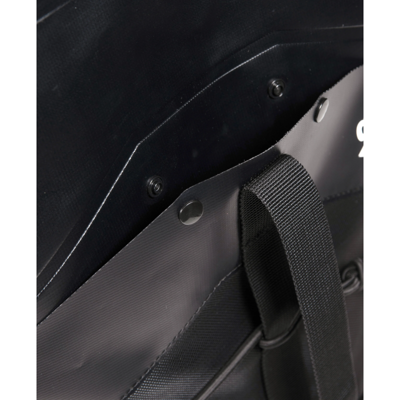 Рюкзак водонепроникний Arena Dry Backpack 30L (011056-100) чорний 30L